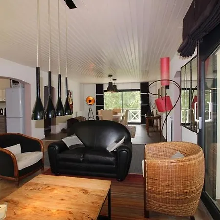 Annonce Professionnelle. Jolie Maison De 4 Avec Jardin A Proximite De La Mer. * Hardelot-Plage