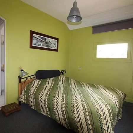 Villa Annonce Professionnelle. Jolie Maison De 4 Avec Jardin A Proximite De La Mer.