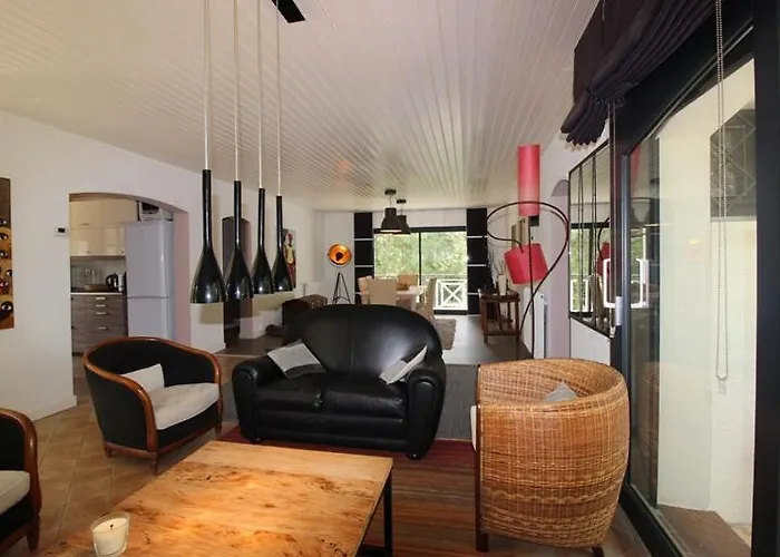 Annonce Professionnelle. Jolie Maison De 4 Avec Jardin à Proximité De La Mer. * Hardelot-Plage